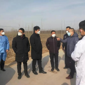 ����������ί�ϸɲ���ȫ����Ա��ս��һ�ߣ�