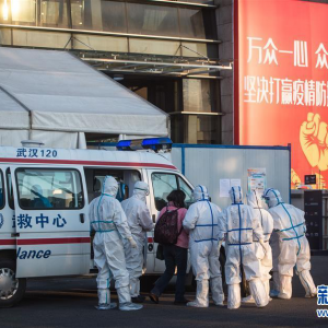 �׺����� Ӣ�۱�ɫ�����¾�����һ�ߵ���ʿ��