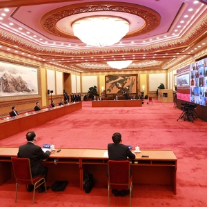 ϰ��ƽ��ϯ��ʮ�������쵼��Ӧ���¹ڷ����ر��Ტ������Ҫ����