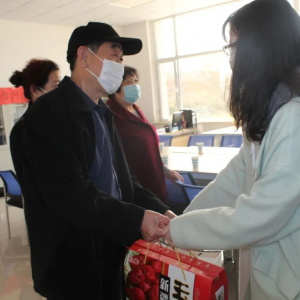 �����ٳ���ů�Ļ�����ս�ߡ��ϸɲ�־Ը��