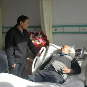 �ӱ��ػʵ�ɽ��������������ơ������ϸɲ���������