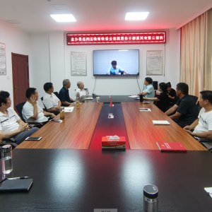 ���������أ�������ͬ־��չ������ƶ����ϵ��ר��