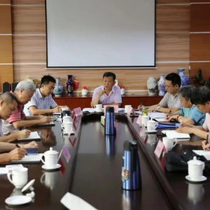 �ൺ���������������ѧ��ί��ʽ�������ٿ���һ�λ���