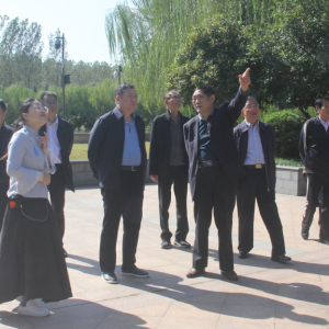 ����ʡ̩���н��������װ������쵼�Ӳ��ں����ζȼ���