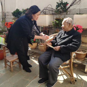 ����Ԫ����ί�ϸɲ��ֿ�չ������ڡ��߷�ο�ʻ