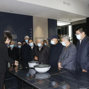 ��ׯ�������Ĵ�������쵼�Ӳ��ص���Ŀ����