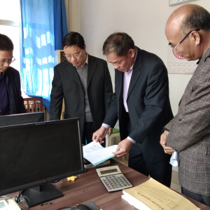 ɽ��ʡ�ع�ί���θ���ͤ�Զ�Ӫ��������СѧУ����Ӫ����������־Ը�߼ලѲ�ӹ���������ʾ