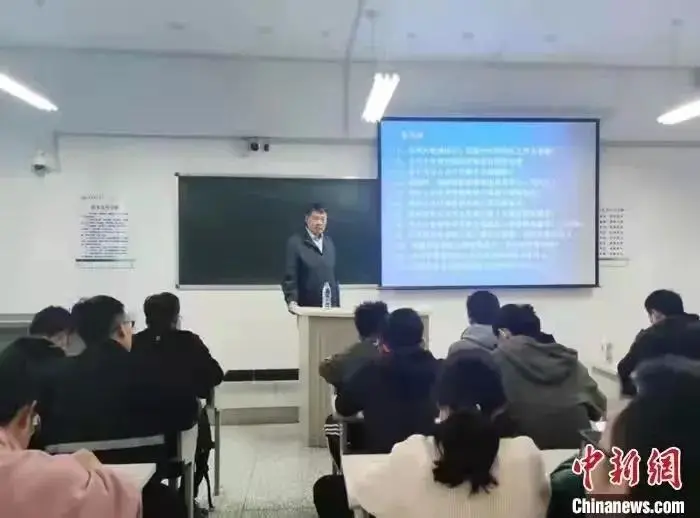中国农业大学“银龄教师”为西部高等教育振兴增添银发光彩