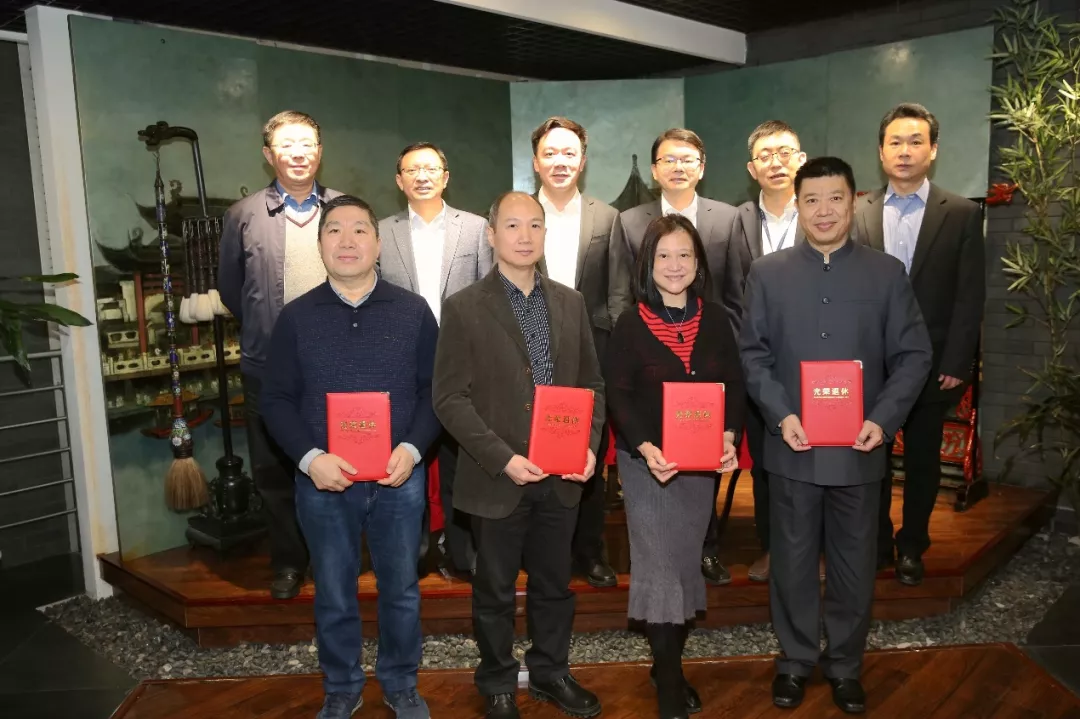 教育部考试中心：浓浓关爱暖人心 共迎佳节贺新春