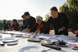 ���黭����������