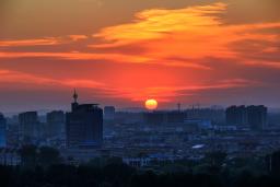 ����Ǵ�ɫ��